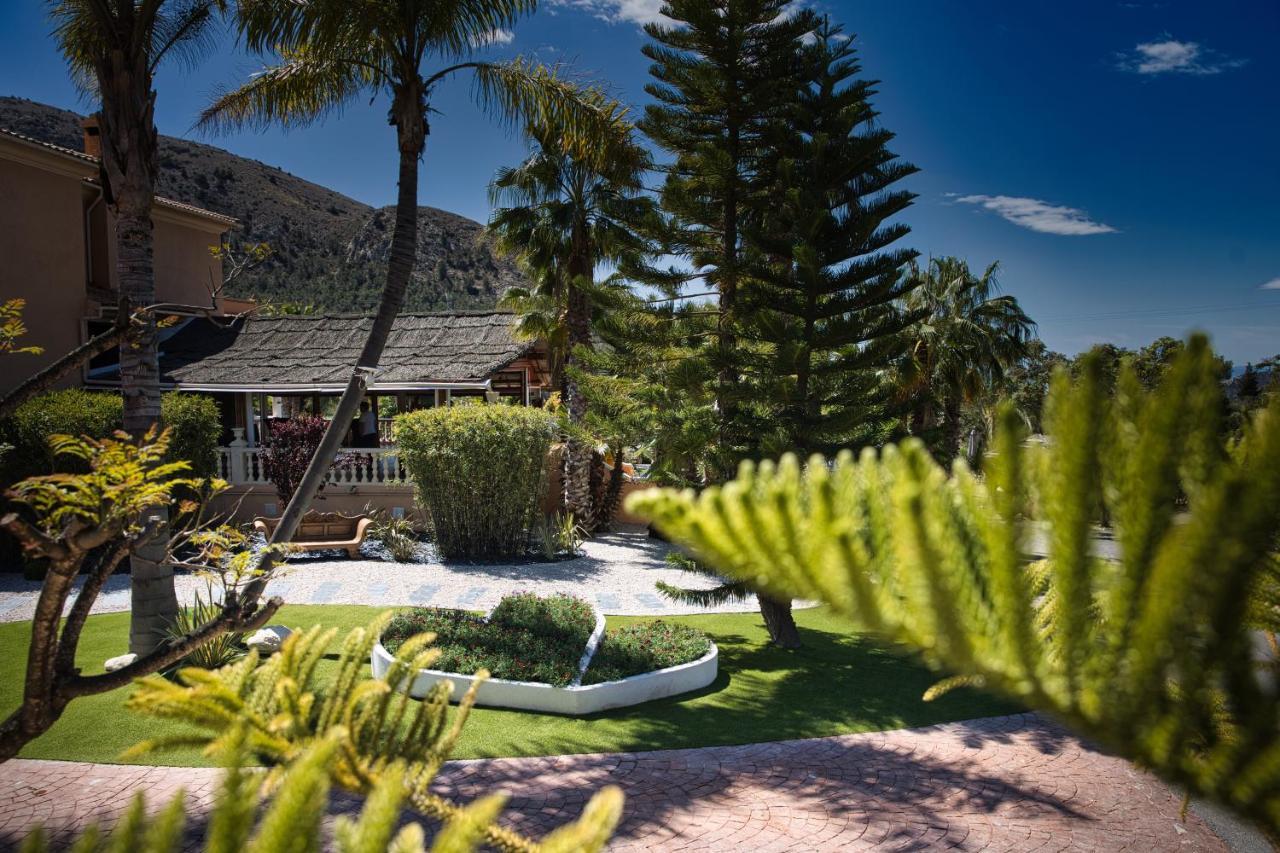 Events Hotel La Plantacion فينيسترات المظهر الخارجي الصورة