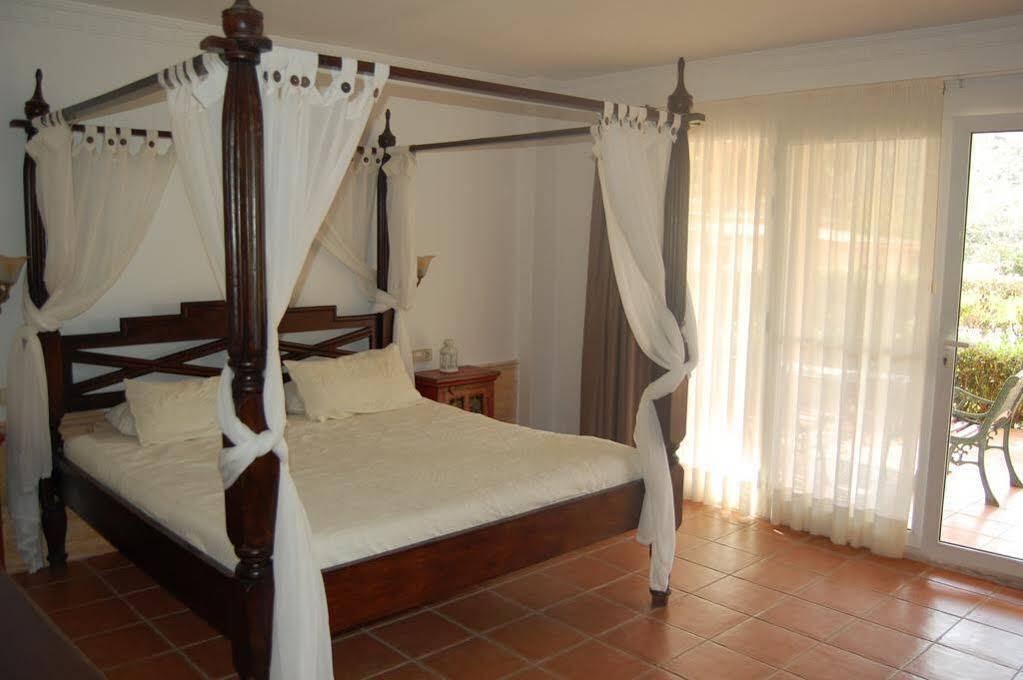 Events Hotel La Plantacion فينيسترات المظهر الخارجي الصورة